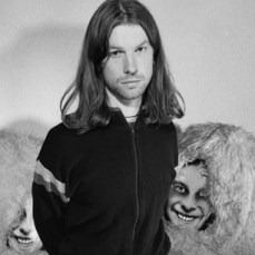 20140624-aphex-x306-1403640369